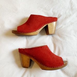 Red Suede Open-Toed Clogs